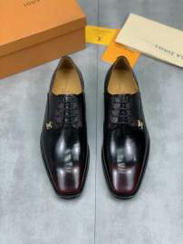 Picture of Louis Vuitton Shoes _SKULVsz38-442Cn63213759